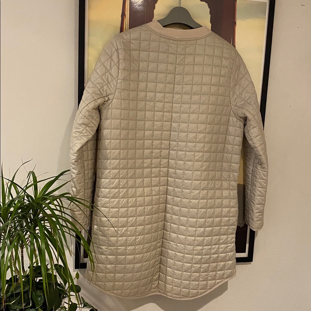 ATHLETA - Picture 4 of 7